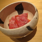 神保町 傳 - 甘味：苺 山葵とチーズ・ムース 桜パウダー