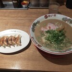 天下一品 - 料理写真:こってりMAX 特大 餃子
