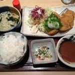 Joirasu Ta- - おろしチキンカツ定食　￥842：味噌汁→ミニうどん