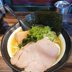 誠屋 八幡山本店