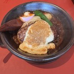 ピチピチミートで山本のハンバーグ - 料理写真: