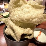 Pig & Palm - 海藻のおかき？