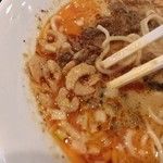 四川担担麺 阿吽 - 風味の要、桜海老！