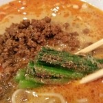 四川担担麺 阿吽 - 花椒に塗れた小松菜…