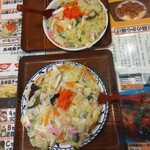 大和 - 料理写真:皿うどんの並と小