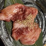 ここ肉 - 
