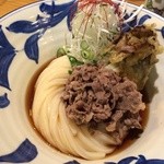 黒毛和牛とまいたけ天ぶっかけ850円　※2015年3月