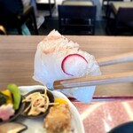 和心だし巻き家 こんび - 鯛は弾力ある食感とともに上品な旨味がじわっと広がります