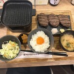 噂のわがままハンバーグ - ハンバーグ定食3つ入り