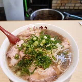 ラーメン ゆう_1
