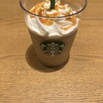 スターバックス・コーヒー - ドリンク写真:キャラメルフラペチーノ、ホワイトモカシロップ追加。
