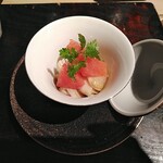 汐見 - 北寄貝とセロリとグレープフルーツの和え物　美味しかったです。グレープフルーツのサイズが半分だと完璧でした。