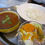 マチャプチャレ - チキンカレー♪パクチーはサービスです。