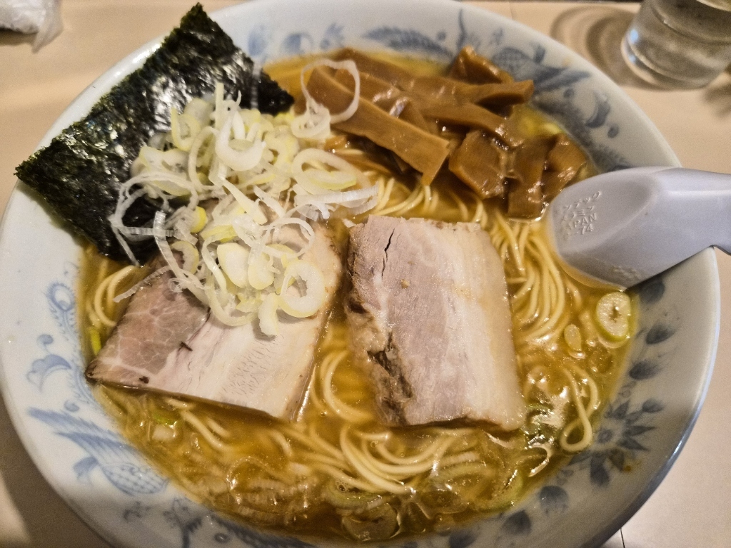 八 五 郎