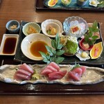 はなびより - まぐろのプレート御膳　2,050円
