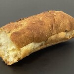 ベーカリーホシノ - 2026.05.23 (土)    ガーリックフランス　280円（税込）