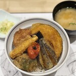 新潟カツ丼 タレカツ - 料理写真:野菜ヒレカツ丼
