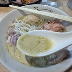 中華そば 結。 - スープ