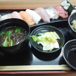 お食事処 田島 - 「寿司盛合膳」1200円