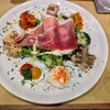CASA DELLA PIZZA - 料理写真:生ハムサラダ付前菜プレート