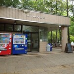 スタンド喫茶 勾当台 - 外観です