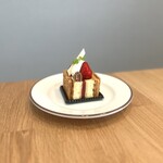 パティシエ・エイジ・ニッタ - いちごミルフィーユ（620円）