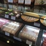 茶遊菓楽 諏訪園 - ショーケース