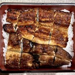 鰻家 - うな重 並 ご飯大盛り 上から