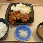 夢庵 - 料理写真:若鶏の唐揚げランチ