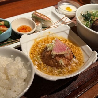 アジアンダイニング 金魚蘭_1