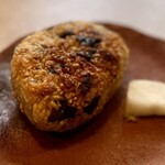 とろわる - 焼きおにぎり（1個、390円）