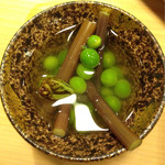 うを徳 - 筑波産蕨と鹿児島産グリンピース