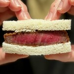 焼肉うしごろ - トリュフ牛ヒレカツサンド