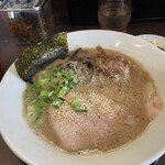 麺や厨 豚骨ノ章 - 料理写真: