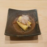 鮨 龍次郎 - ヤングコーンの揚げ浸し