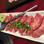 焼肉酒家 てっしん。 - 150322　タン