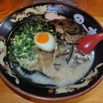 とんこつらーめん 黒竜 - 黒竜とんこつラーメン(塩)(650円)