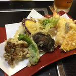 どんまい - 2015.3. \2000コース⑦　天ぷら盛り合わせ　二人で一皿