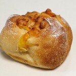モクノネ - チーズたっぷりパン