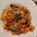 裏千葉バル リチェッタ - 海老と野菜のマリナーラ(トマトパスタ)