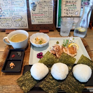 炭や