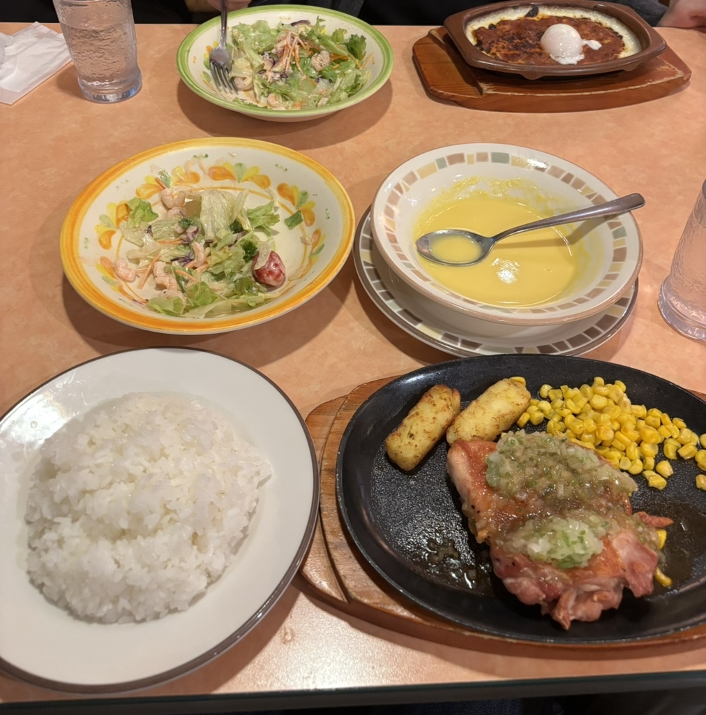 サイゼリヤ 新横浜 アリーナ 通り 店