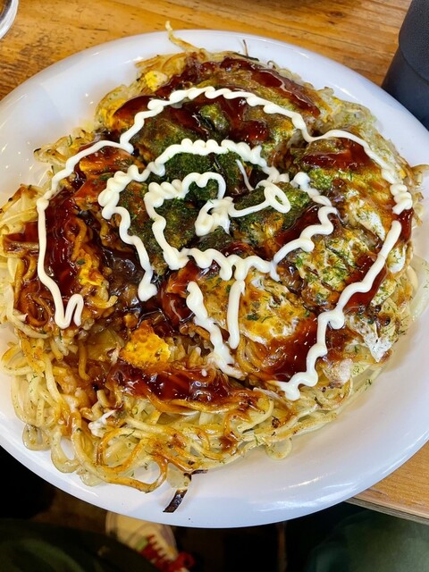 お好み焼みっちゃん総本店 おりづるタワー店のご予約 - 原爆ドーム前