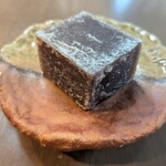 萬御菓子誂處 樫舎 - 
