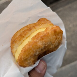 ROMII DONUT STORE_2