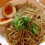 ろく月 - スープをちょっとかけて食べると美味な替え玉