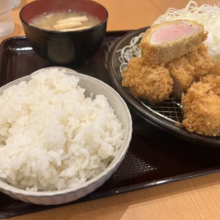 肉屋食堂 たけうち_1