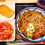 そばの神田 - かけそば ＋ 紅生姜天 ＋ きつね