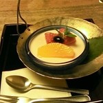 山中温泉　花紫 - 水物：季節のデザート（パンナコッタ）