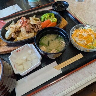 蒜山高原サービスエリア(上り線)レストラン_1
